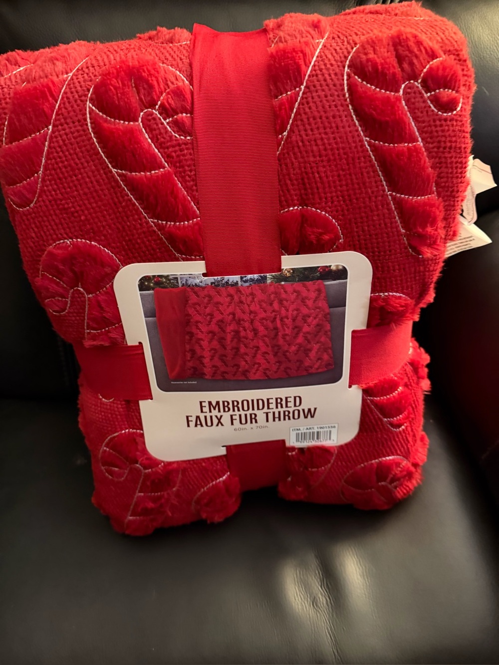 Christmas Candy Cane Faux Fur Throw 60x70 nwt